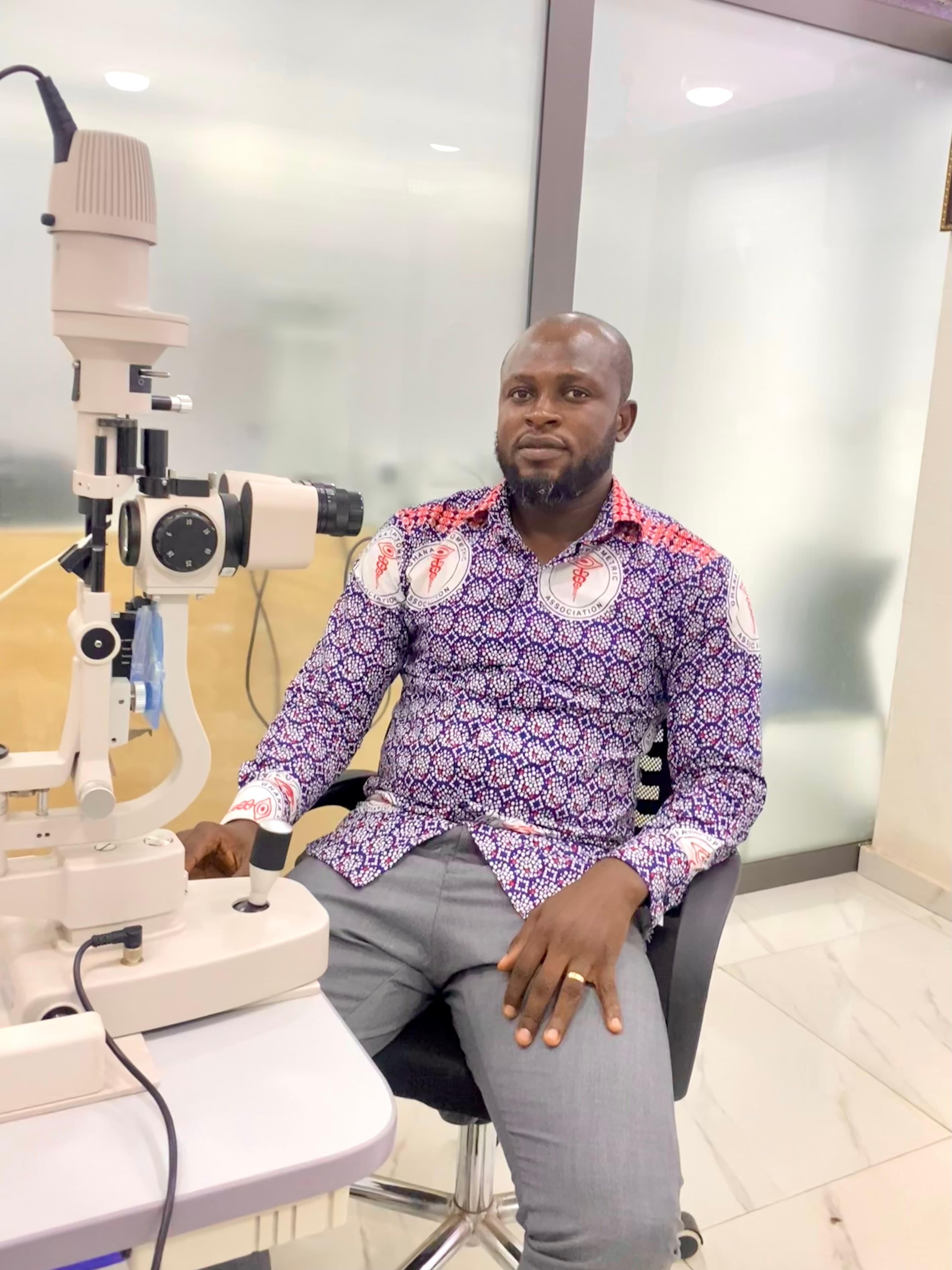 Founder Completes Master of Optometry with Research on Visual Impairment